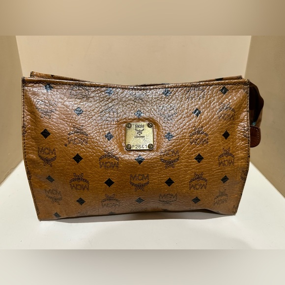 MCM Monogram Clutch - Picture 1 of 12